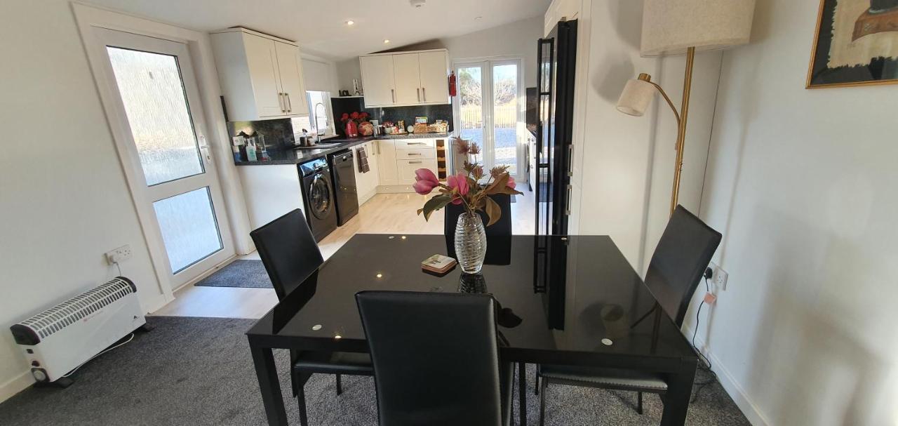 Spacious Well Equipped Chalet Bungalow Close To Nairn, Auldearn Luaran gambar